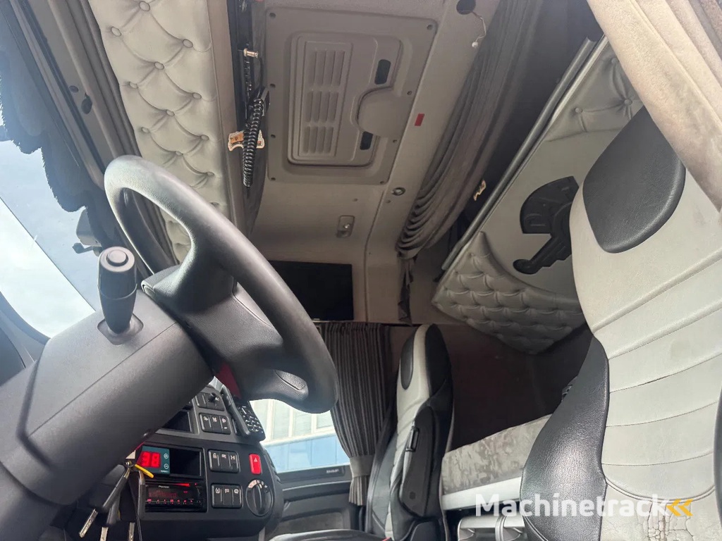 DAF XF 510 8X2 EURO 6 RETARDER TÜV TILL 08-2026