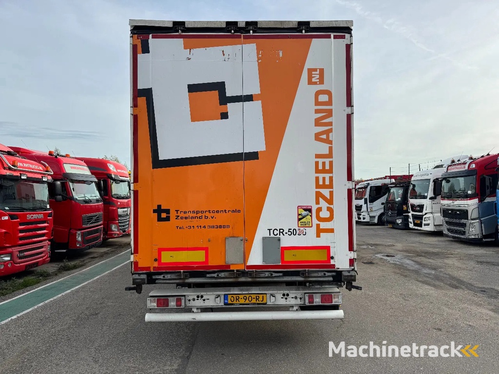 Krone SD 3 AXLE DRUM BRAKES SLIDING ROOF