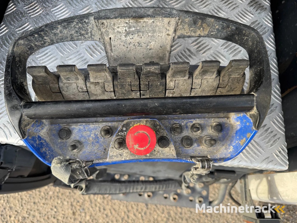 Scania P450 6X4 EURO 6 + DE BUF BETON TRAILER + THEAM BELT