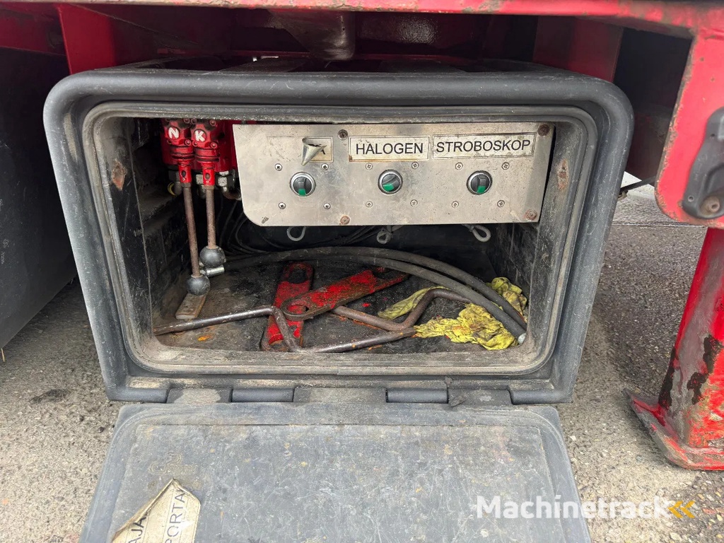 CMT NSP24, SLIDING ROOF, 30 CM SLIDING SIDE WALLS, LAST AXLE STEERING, ELECTRIC WINCH