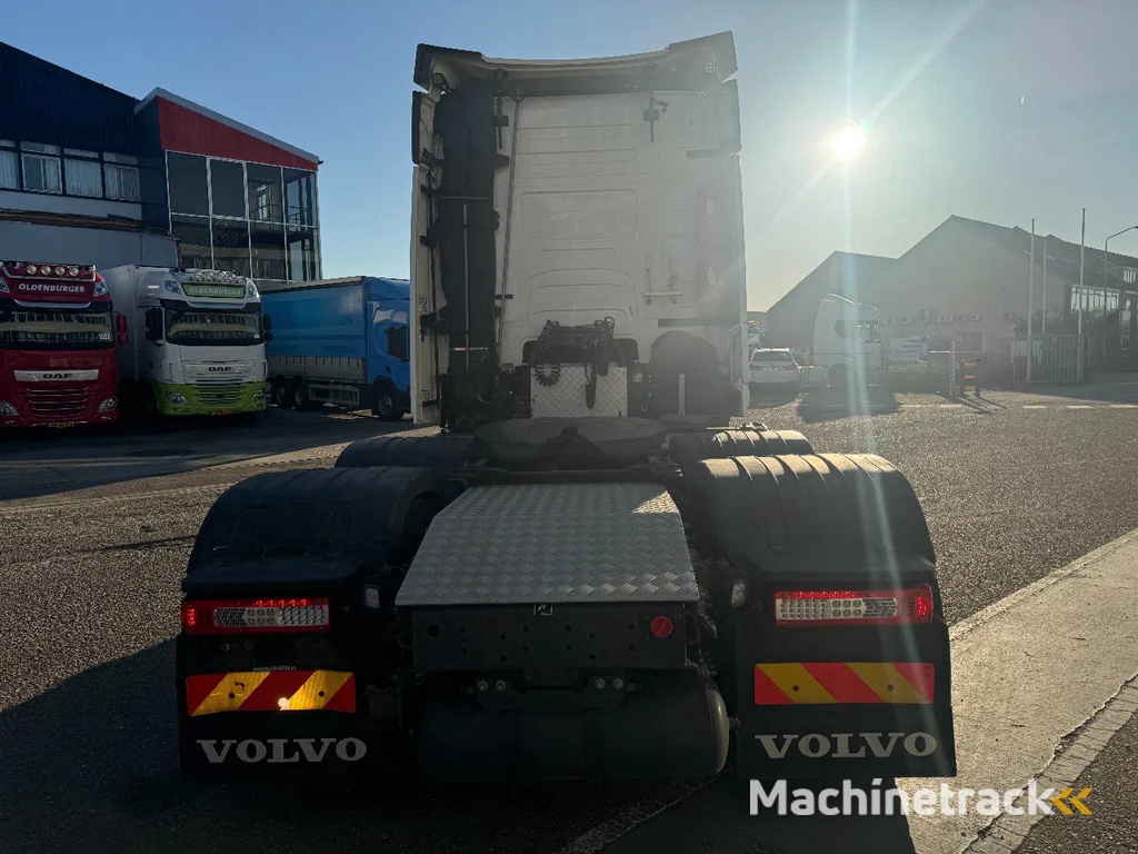 Volvo FH 460 6X2 EURO 6 CHASSIS 2021 STEERING AXLE SKIRTS