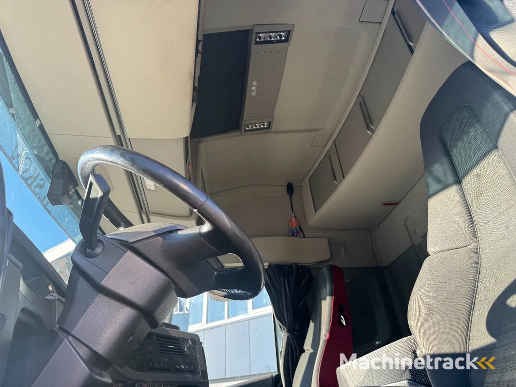 Volvo FH 460 6X2 EURO 6 CHASSIS 2021 STEERING AXLE SKIRTS