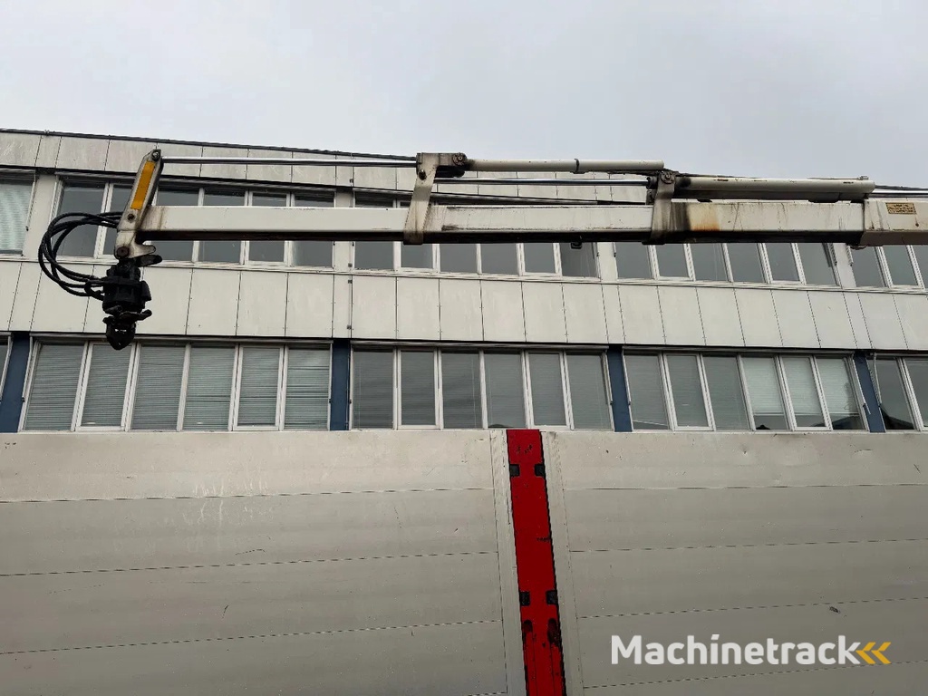 Floor FLO-17-30H + HIAB R-165-F1