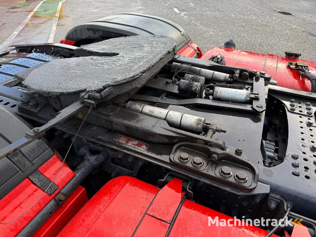 Mercedes-Benz Actros 1842 4X2 MEGA + LIFTING DISH (HEFSCHOTEL)