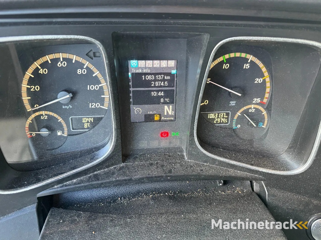 Mercedes-Benz Actros 1842 4X2 MEGA + LIFTING DISH (HEFSCHOTEL)