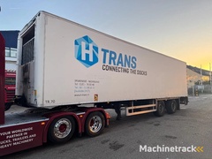 chereau-2-as---saf---isolated-box-dhollandia-lift-2.000-kg