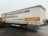 Minituur van Krone SD - 3 AXLE + SLIDING ROOF