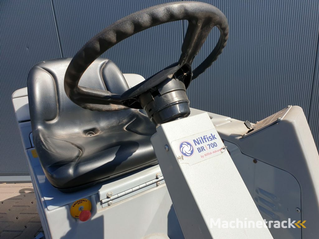 Schrobmachine Nilfisk BR 700