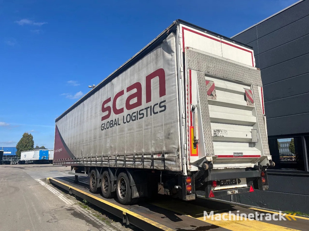 Pacton Mega schuifzeil oplegger | 5 tons laadklep | achterdeuren