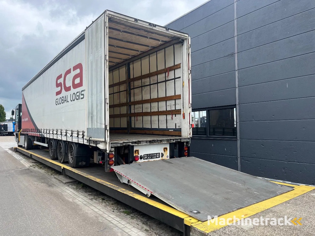 Pacton Mega schuifzeil oplegger | 9 tons laadklep | 5x available