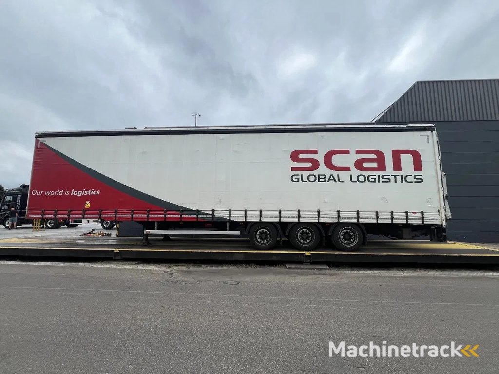 Pacton Mega schuifzeil oplegger | 9 tons laadklep | 5x available