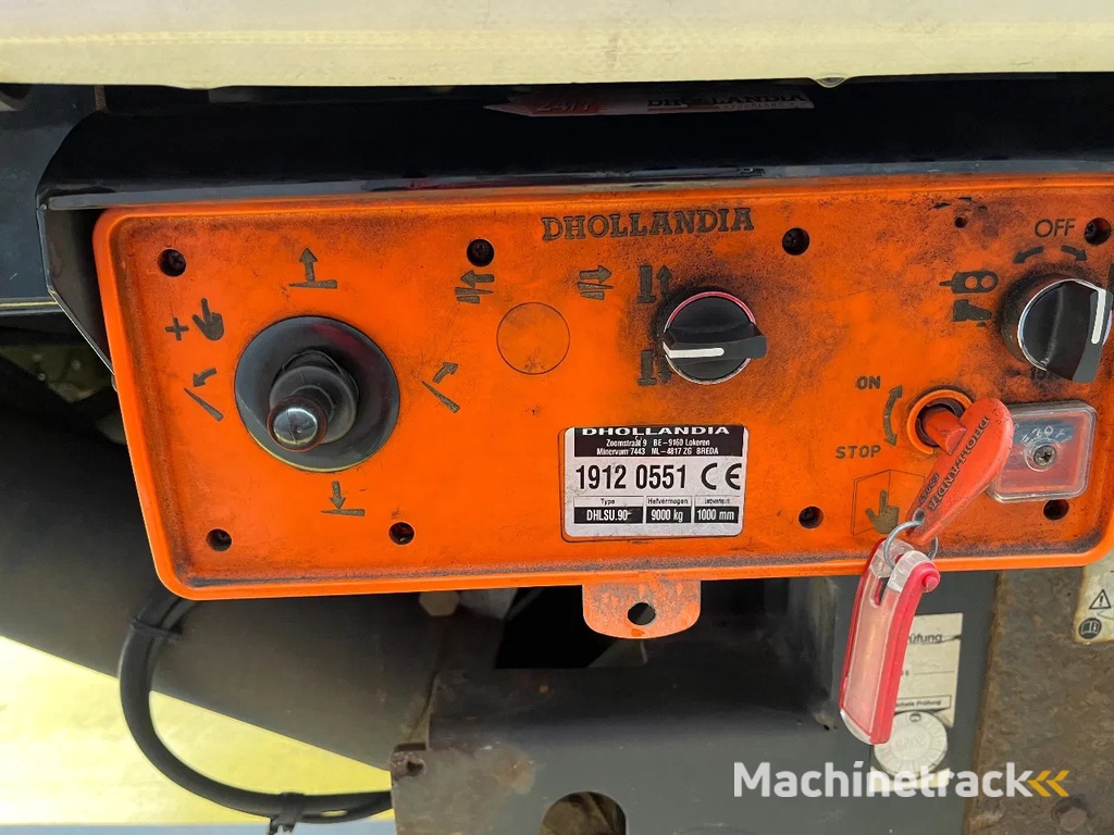 Pacton Mega schuifzeil oplegger | 9 tons laadklep | 5x available