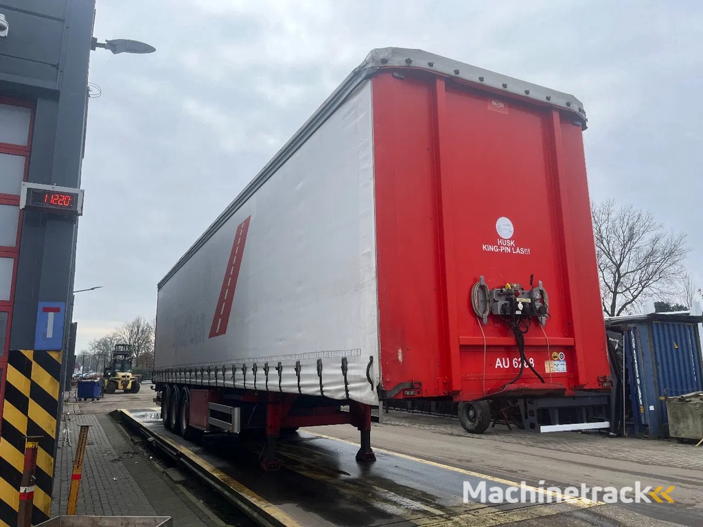 Pacton schuifzeil oplegger | Hefdak | Laadklep | Stalen vloer