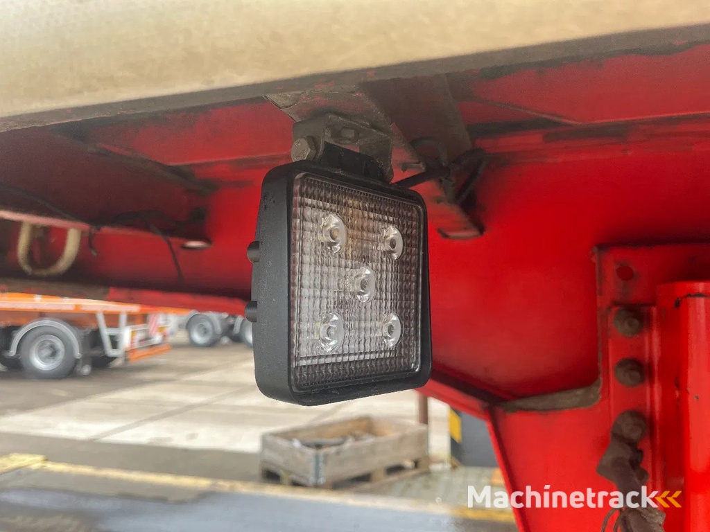 Pacton schuifzeil oplegger | Hefdak | Laadklep | Stalen vloer