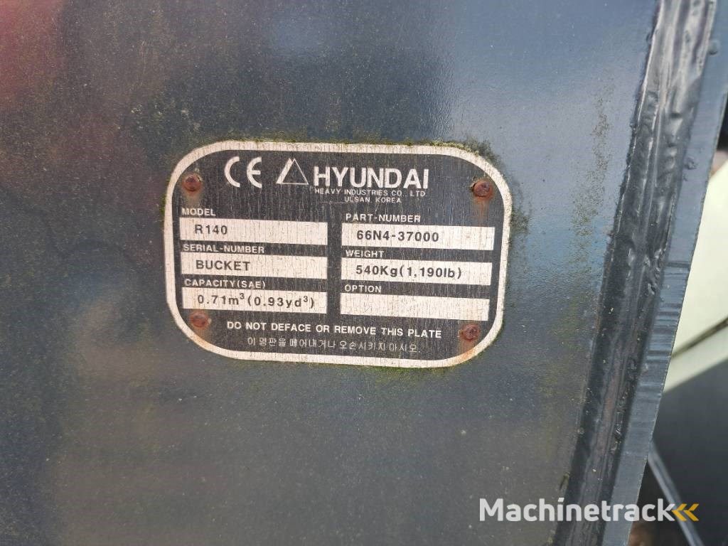 Hyundai Exacavator Digging Bucket 140, 6N4-37000