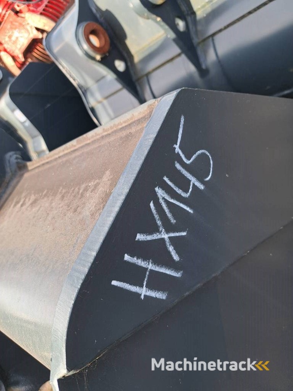 Hyundai Excavator Digging Bucket 140, 61K4-30701