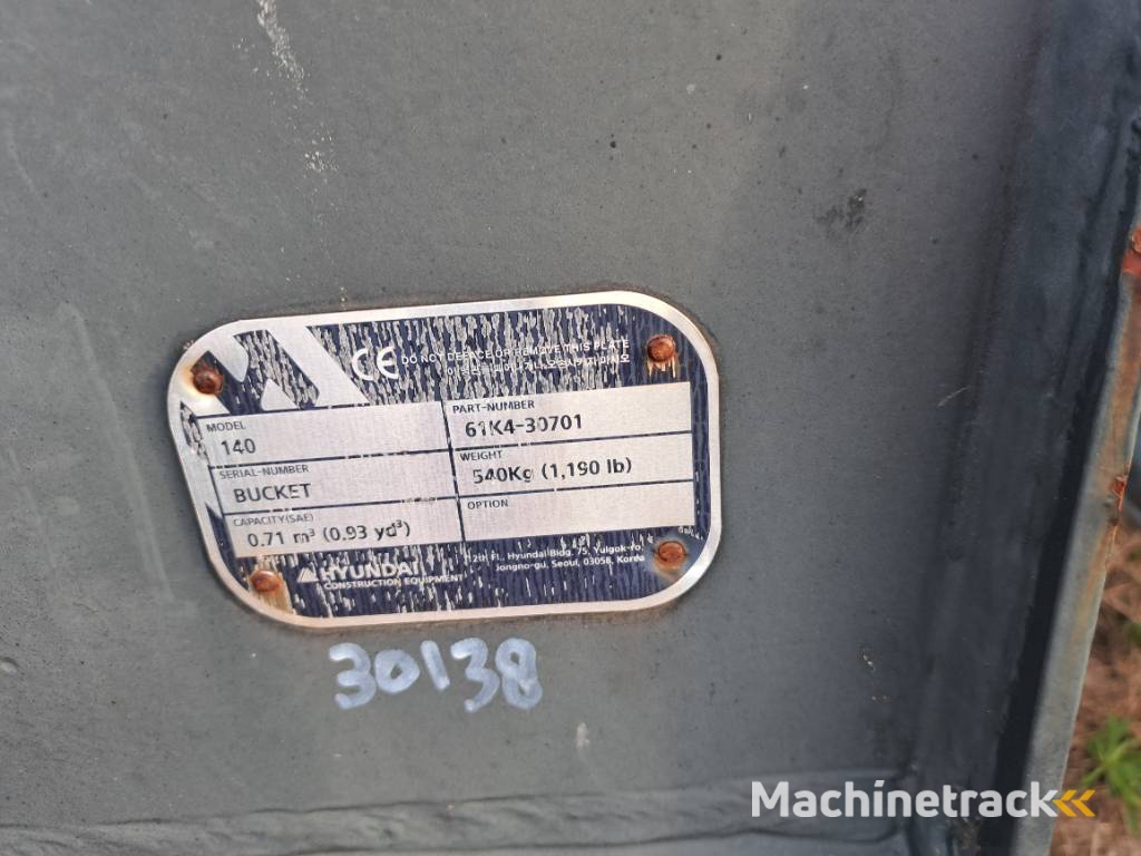 Hyundai Excavator Digging Bucket 140, 61K4-30701
