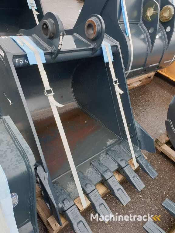 Hyundai Excavator digging bucket 140, 61K4-30501