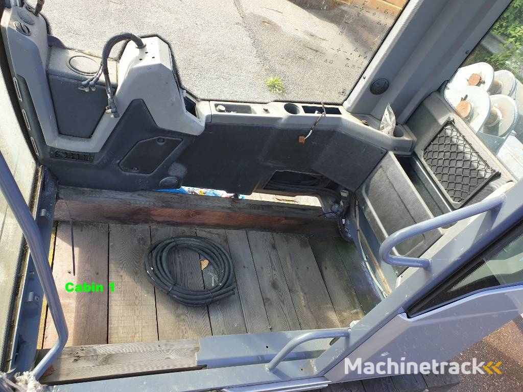 Fuchs F series Cabin