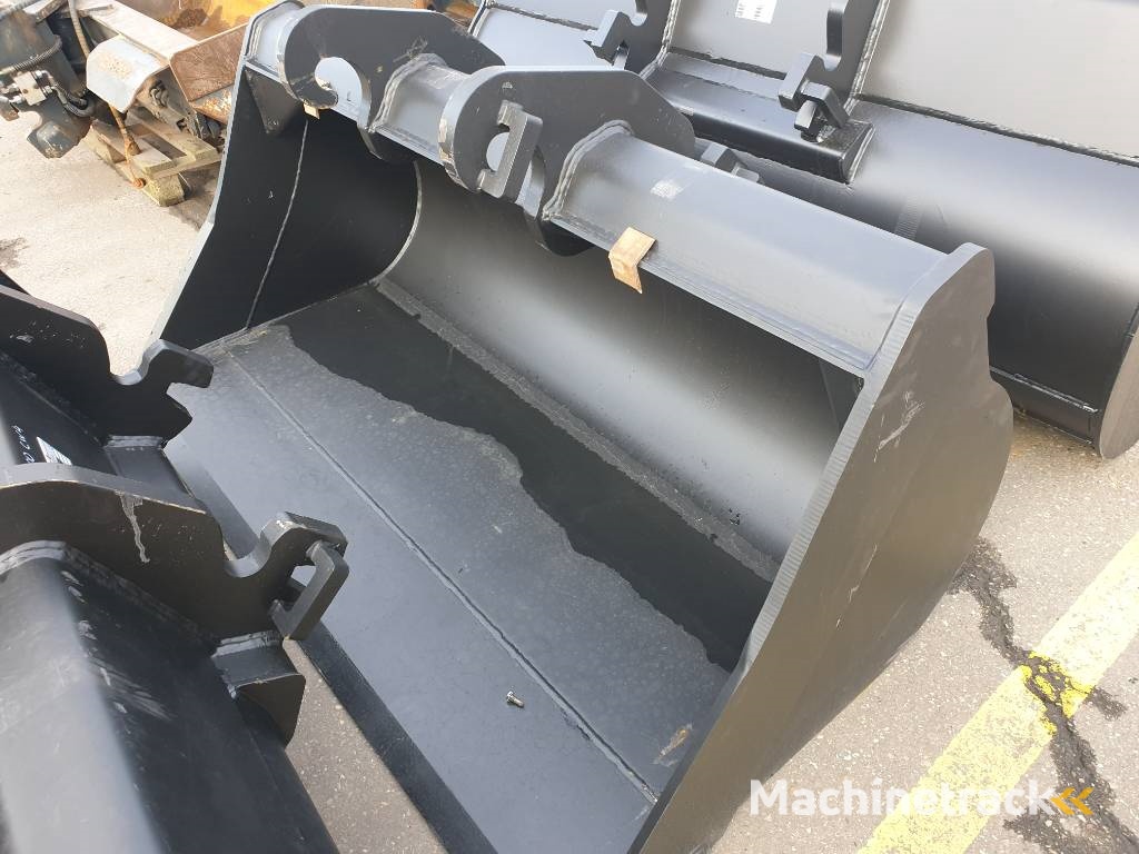 Hebaco Excavator ditch clean bucket CW40