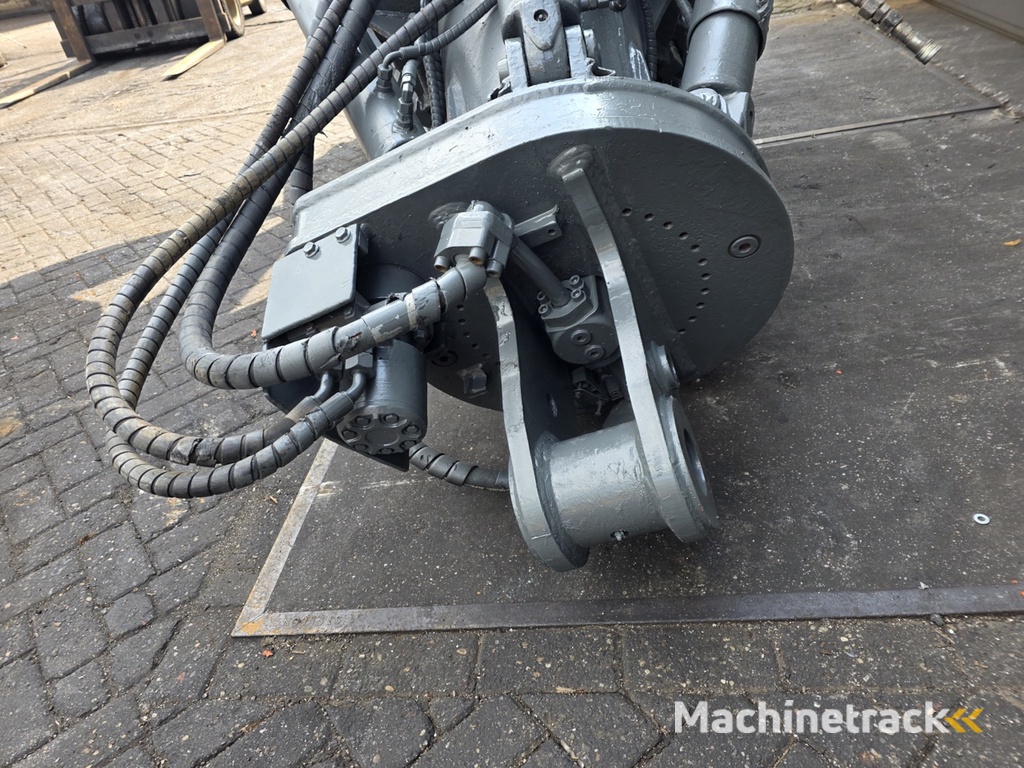 liebherr gm 75 orange peel