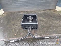 kopplaat-steelwrist-oq80-oilquick-80