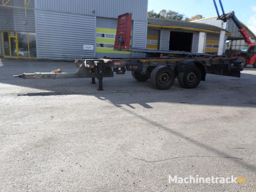 Lecitrailer PORTE CONTAINERS DORGLER