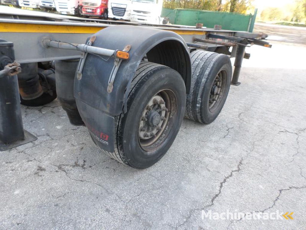 Lecitrailer PORTE CONTAINERS DORGLER