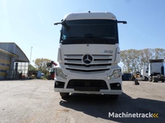 mercedes-actros