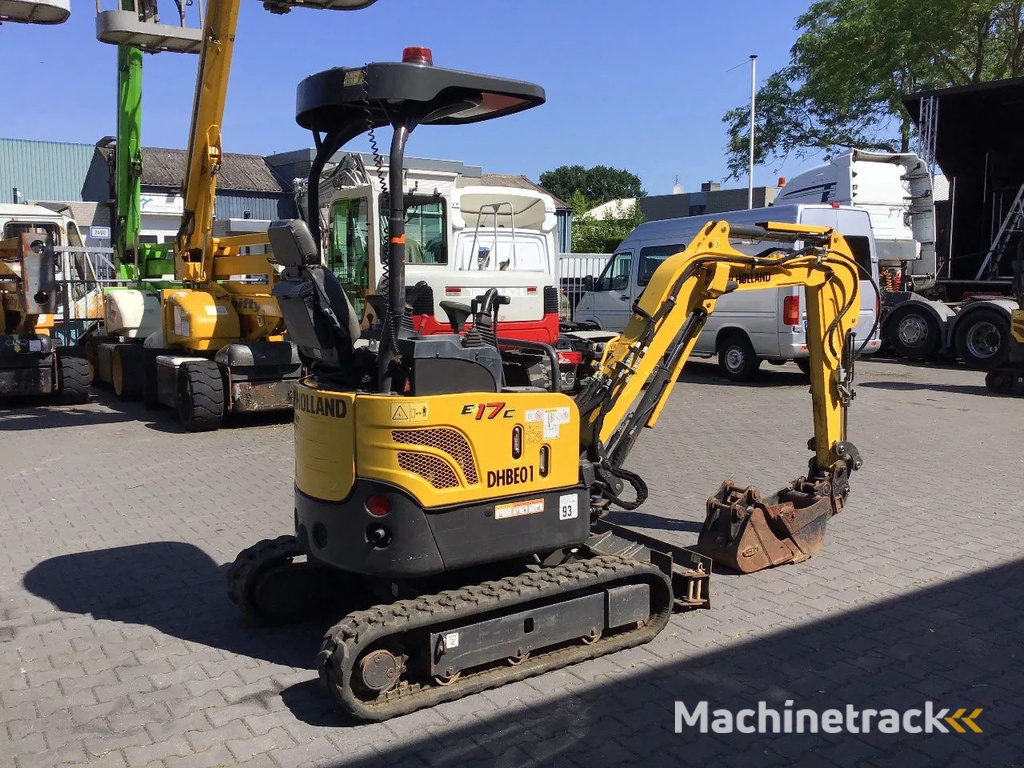 New Holland E17C