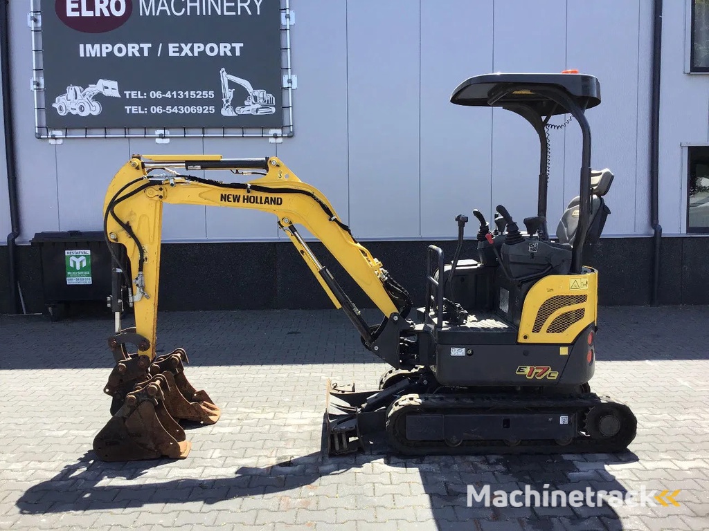New Holland E17C