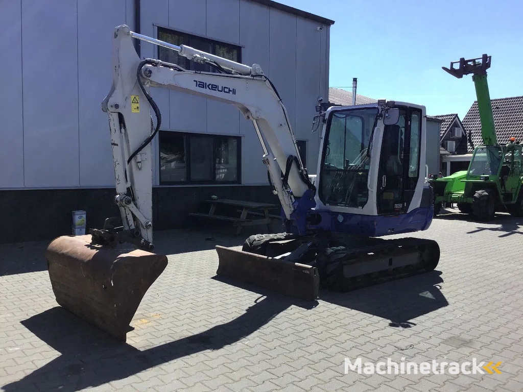 Takeuchi TB250