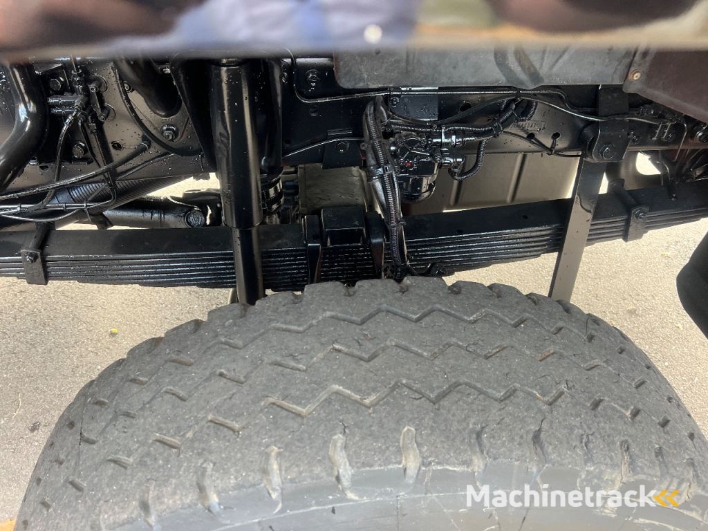 MAN 33.422 6 x 6 MANUAL GEAR STEEL SPRINGS