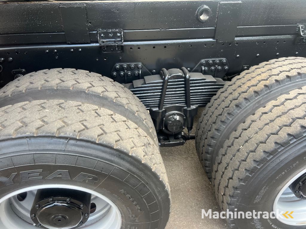 MAN 33.422 6 x 6 MANUAL GEAR STEEL SPRINGS