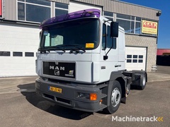 man-19.403-f2000-met-kiphydrauliek---manual-gearbox