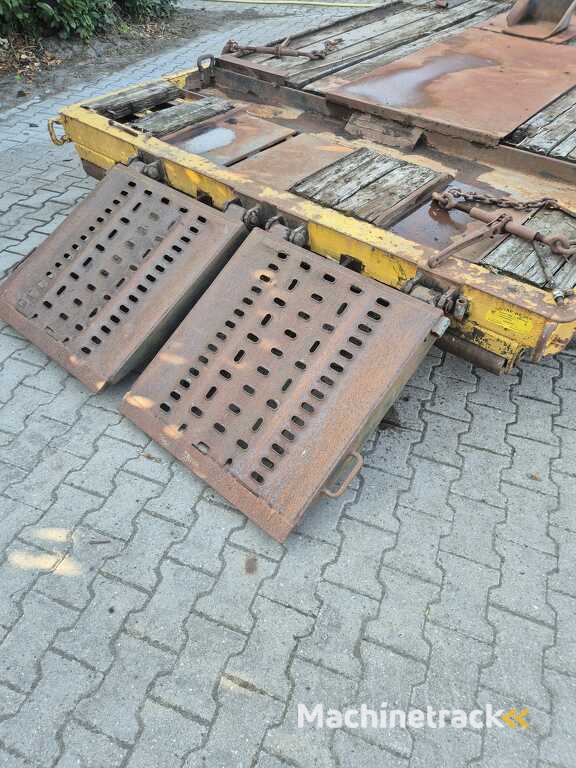 Laadvloer Haakarm met Oprijkleppen plateau container machine