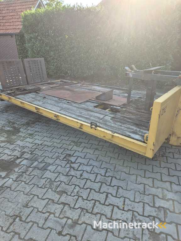 Laadvloer Haakarm met Oprijkleppen plateau container machine