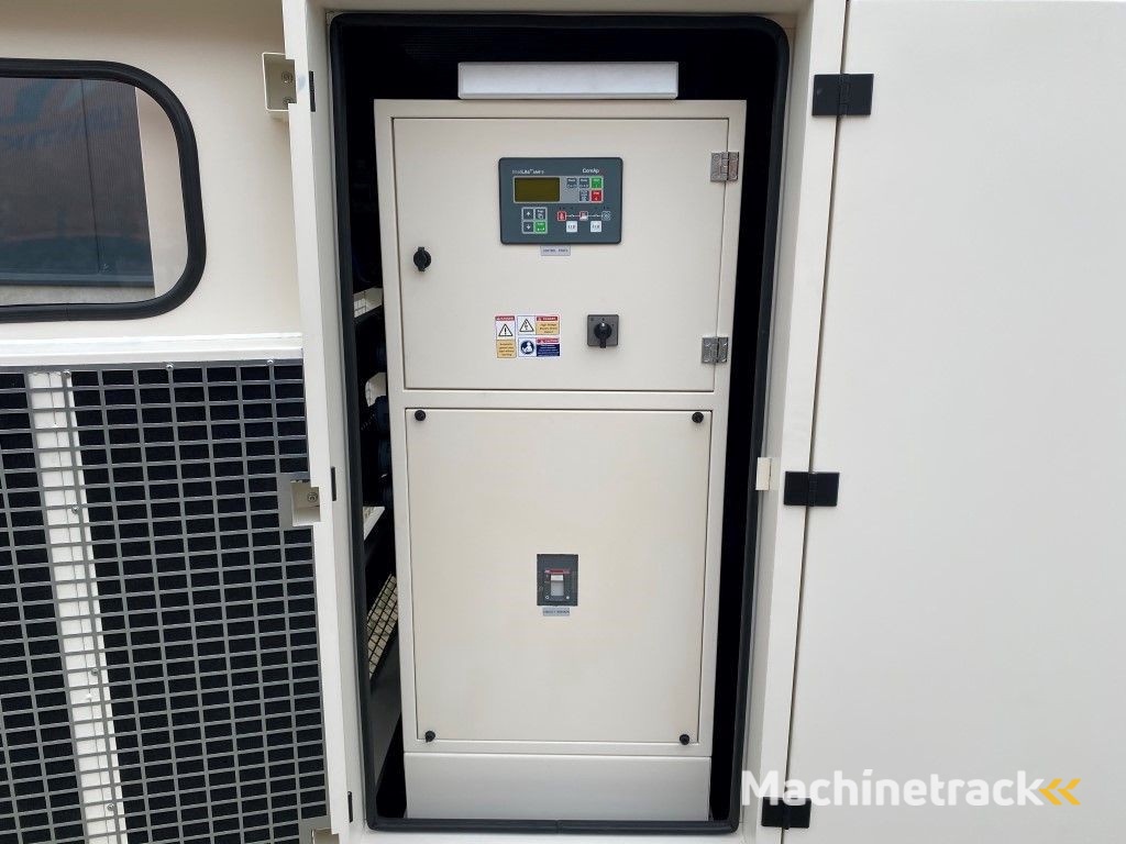 Perkins 275 kVA - 1206D-70TTAG3 Stamford 275 kVA Supersilent generatorset New !