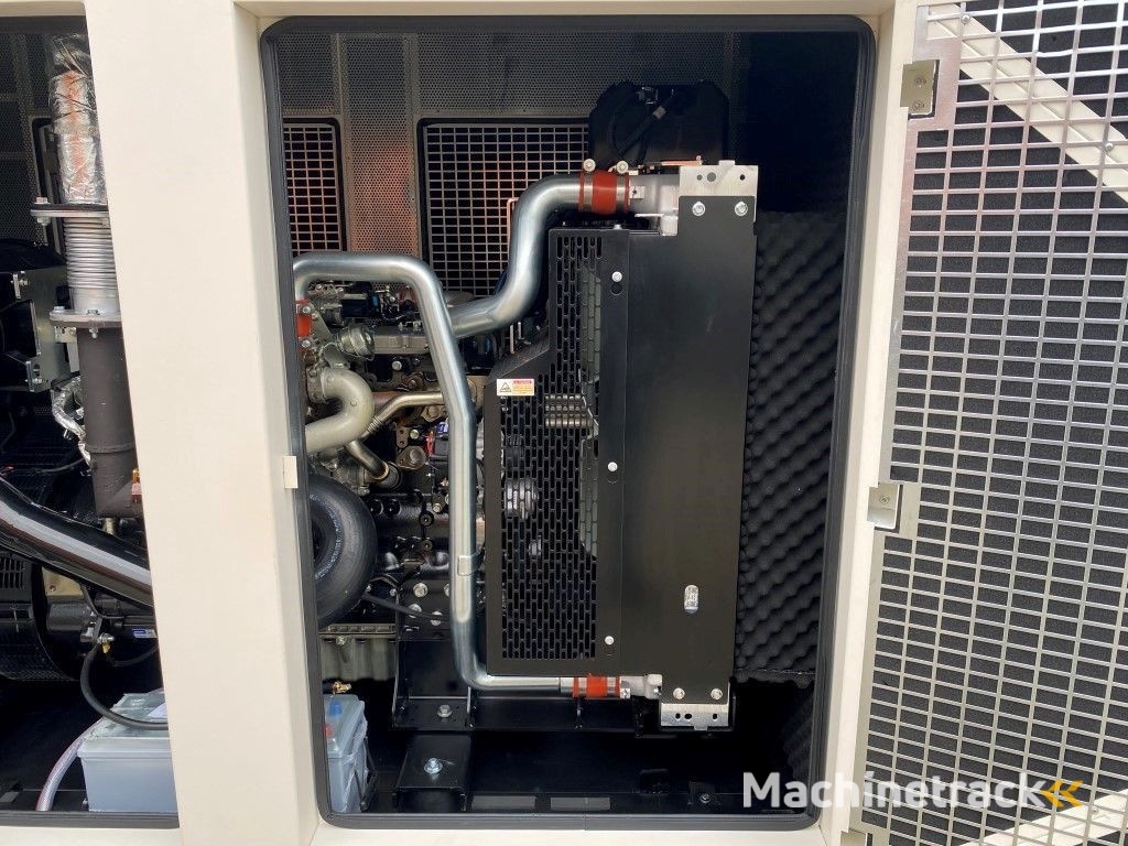 Perkins 275 kVA - 1206D-70TTAG3 Stamford 275 kVA Supersilent generatorset New !