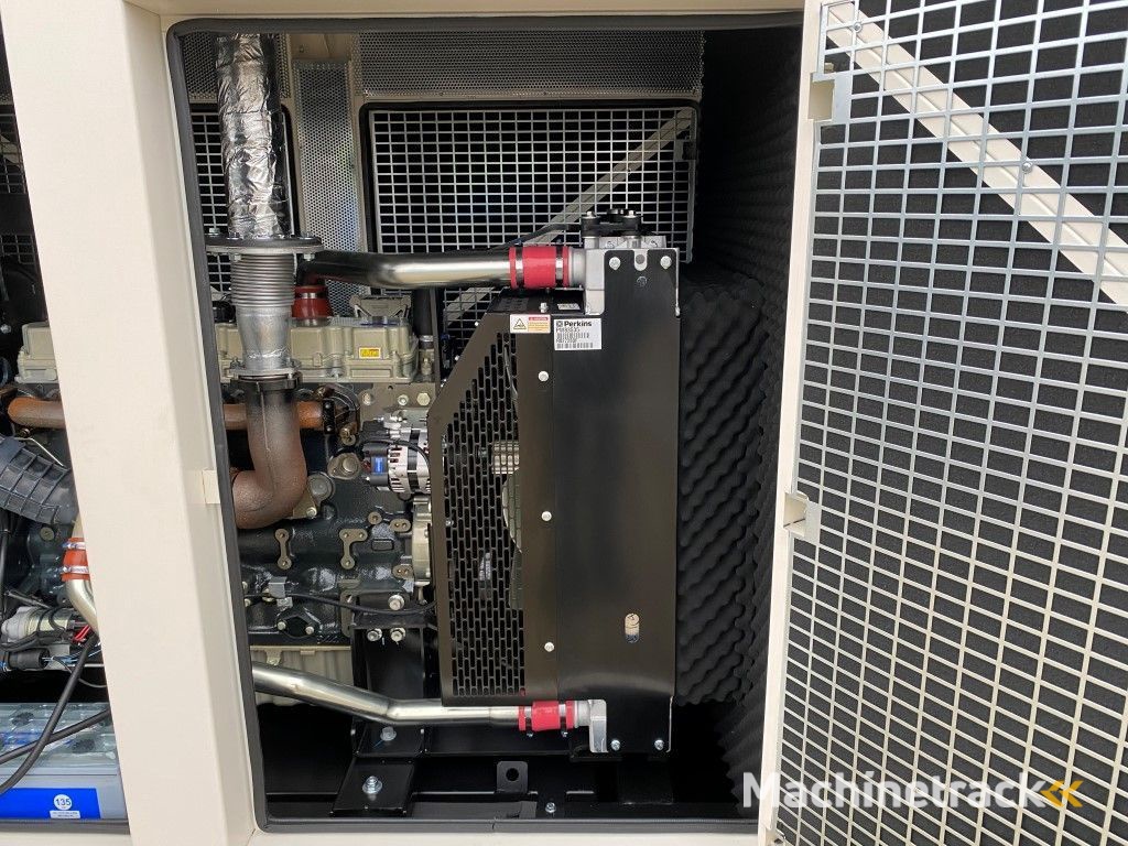 Perkins 200 kVA Stage 3A Silent generatorset Nieuw !