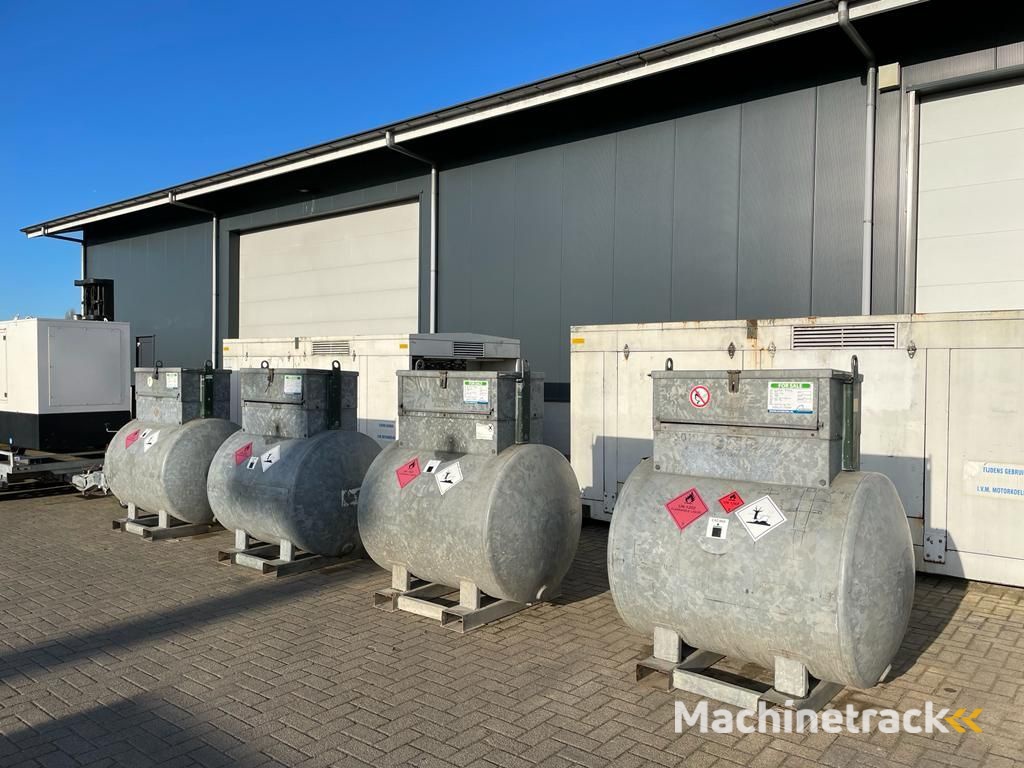 Dieseltank Rietberg 1000 liter Dieseltank Gegalvaniseerd IBC met keuring !