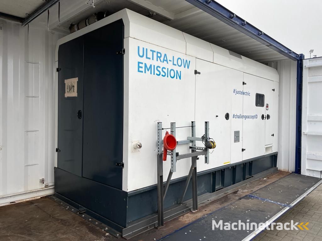 MTU Mecc Alte Spa 600 kVA Supersilent generatorset Stage 5 ! Ultra Low Emission ! As New !