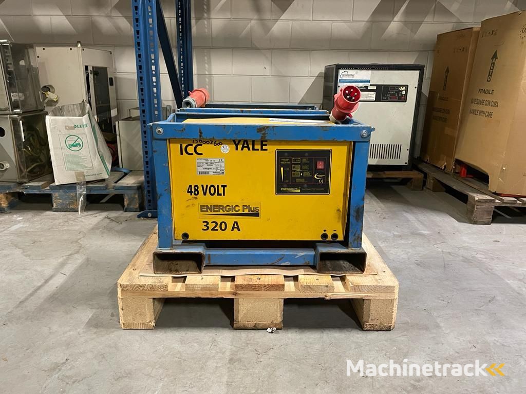 Energic Plus 48 Volt Acculader Heftruck Batterij Laadstation