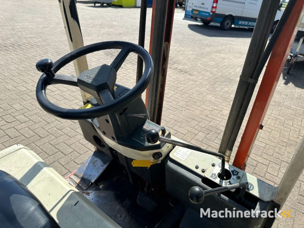 Nissan N01L18U 1.8 ton Triplex Freelift Sideshift Elektra Heftruck Accu 2016 !