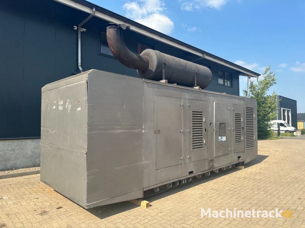 Perkins 4006-23TAG3A Stamford 900 kVA Silent generatorset