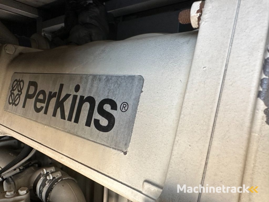 Perkins 4006-23TAG3A Stamford 900 kVA Silent generatorset