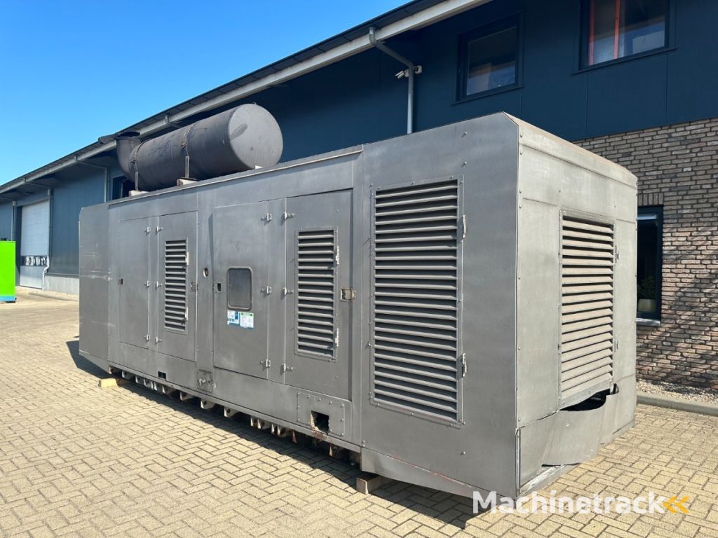 Perkins 4006-23TAG3A Stamford 900 kVA Silent generatorset