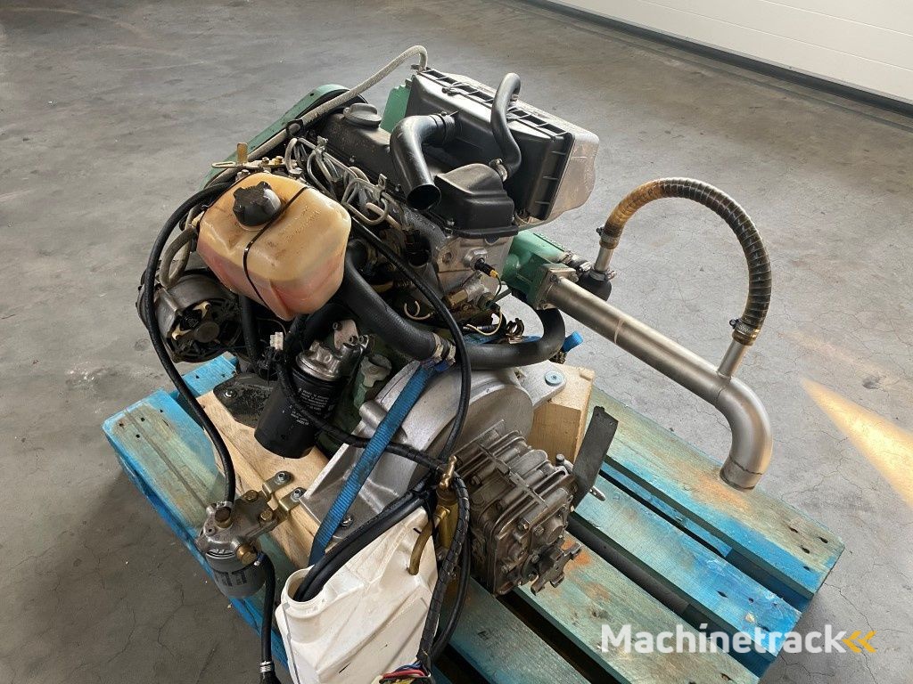 Volkswagen 068.2/M344 Marine Diesel motor 33 kW / 45 PK met keerkoppeling