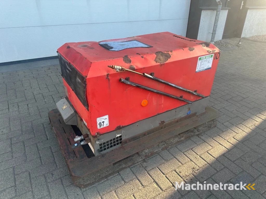 Ingersoll Rand 720 R1051SF Kubota D1005 Diesel Compressor 2000 L / min 17.5 kW 8.6 Bar