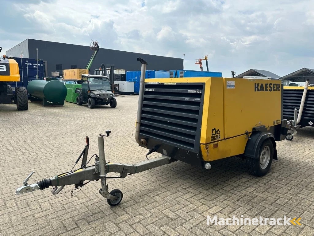 Kaeser M122 Deutz 11.1 m3 / min 7 Bar 83 kW Mobiele Diesel Compressor